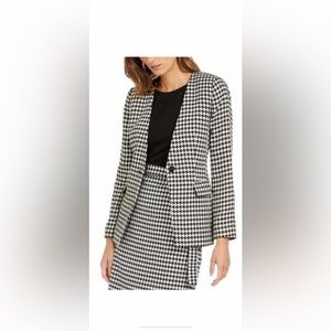 Calvin Klein skirt suit new with tags size 6